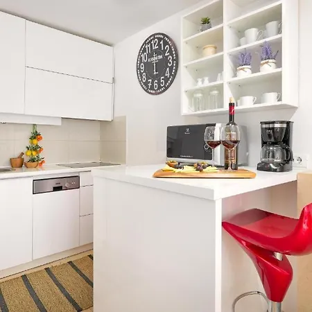 Campanelo Apartman *