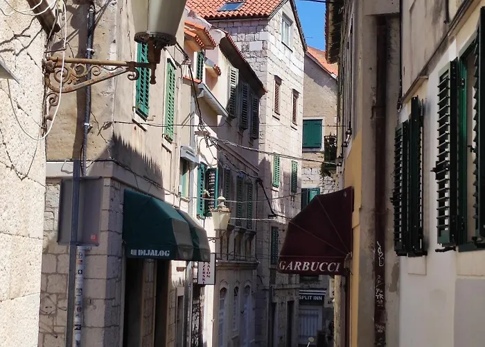 Campanelo 스플리트