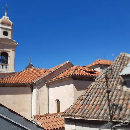 Campanelo Apartman *